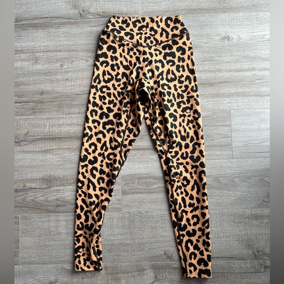 Balance athletica / vitality king cheetah ascend leggings xs - Picture 3 of 7